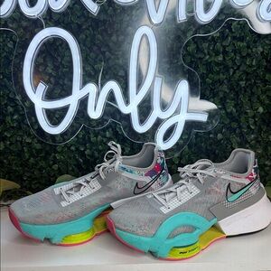 Nike Women's Gray and Teal Athletic Shoes